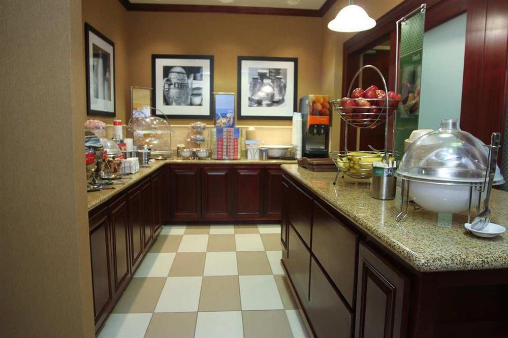 Hampton Inn By Hilton Clinton Restaurant billede
