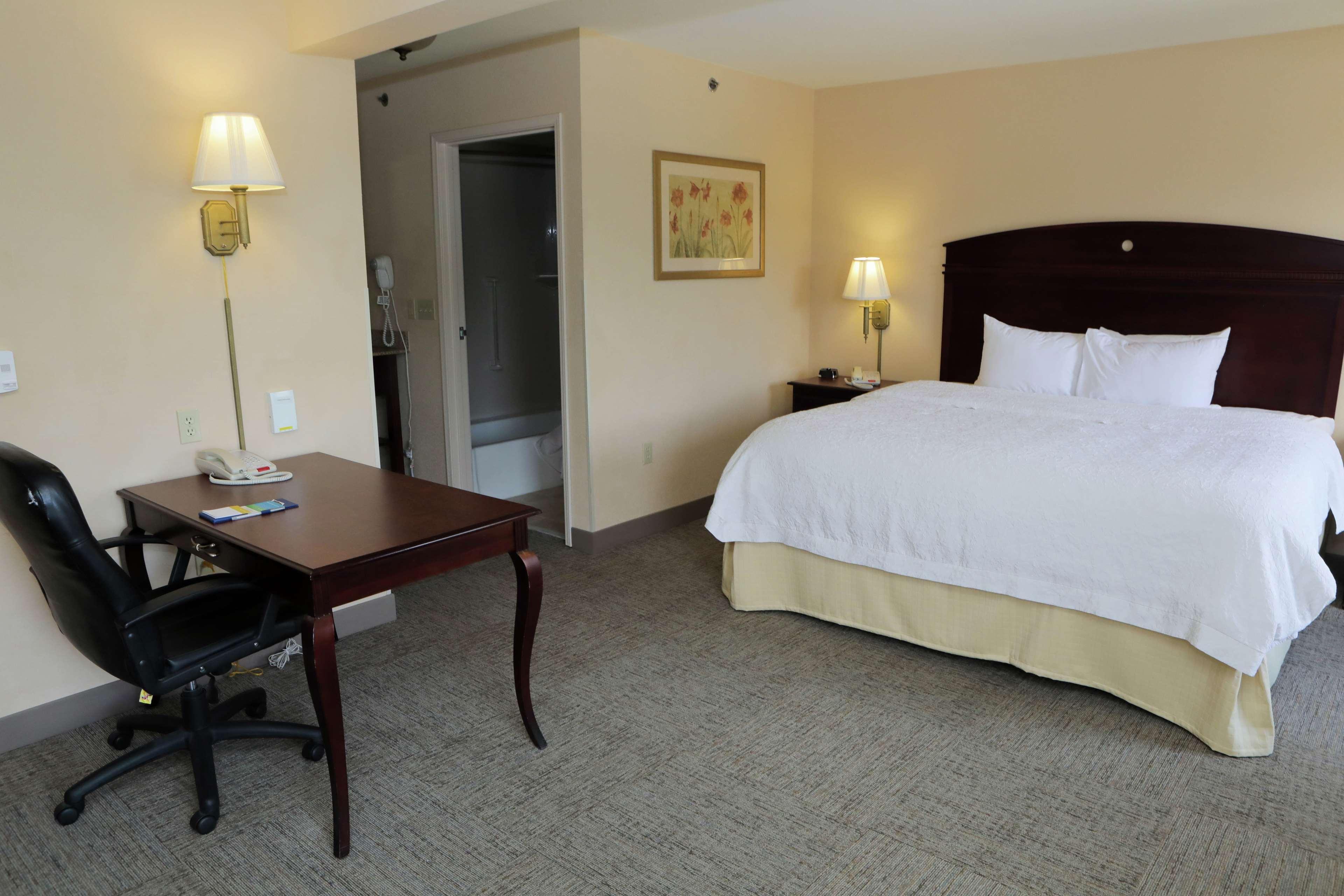 Hampton Inn By Hilton Clinton Eksteriør billede