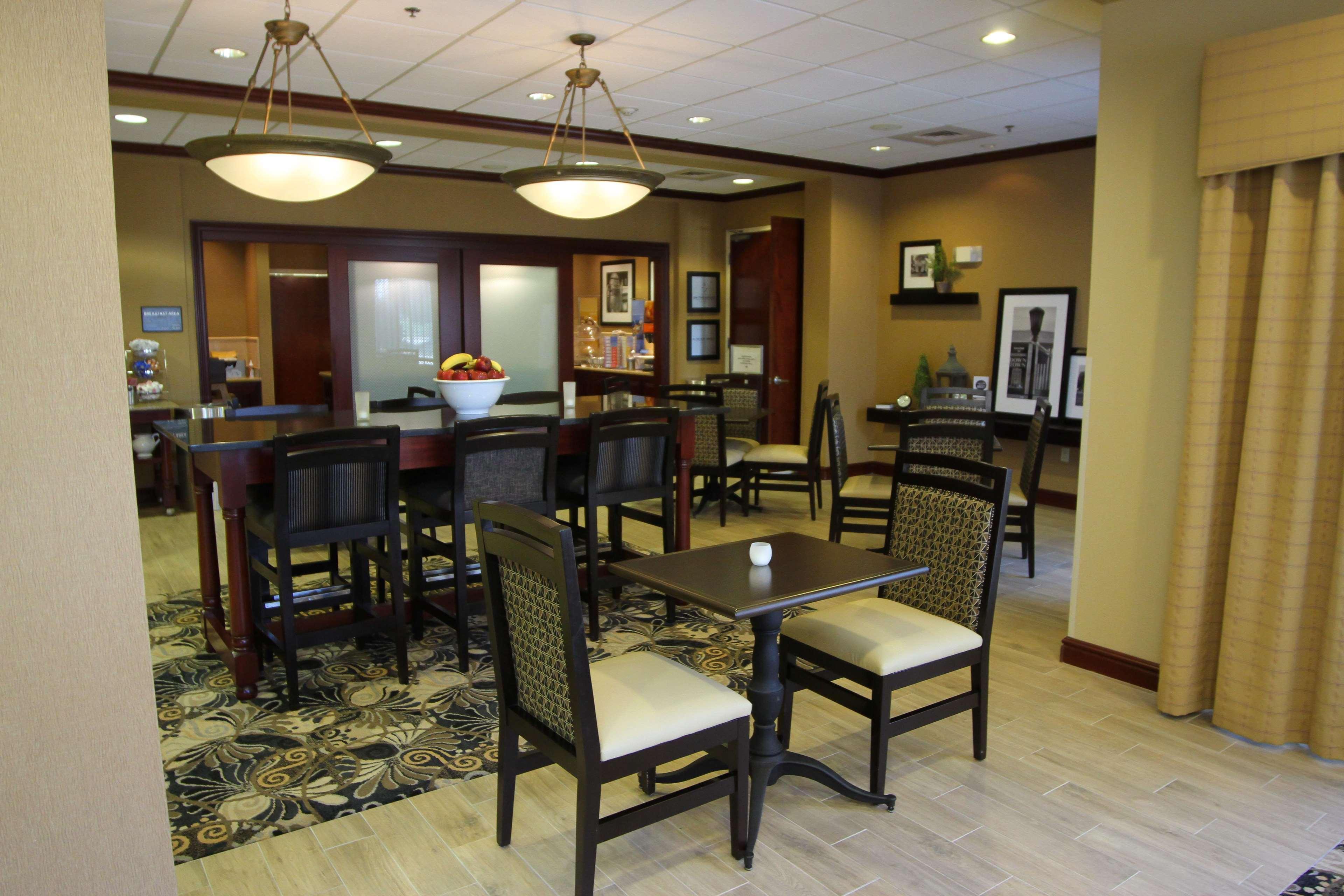 Hampton Inn By Hilton Clinton Eksteriør billede