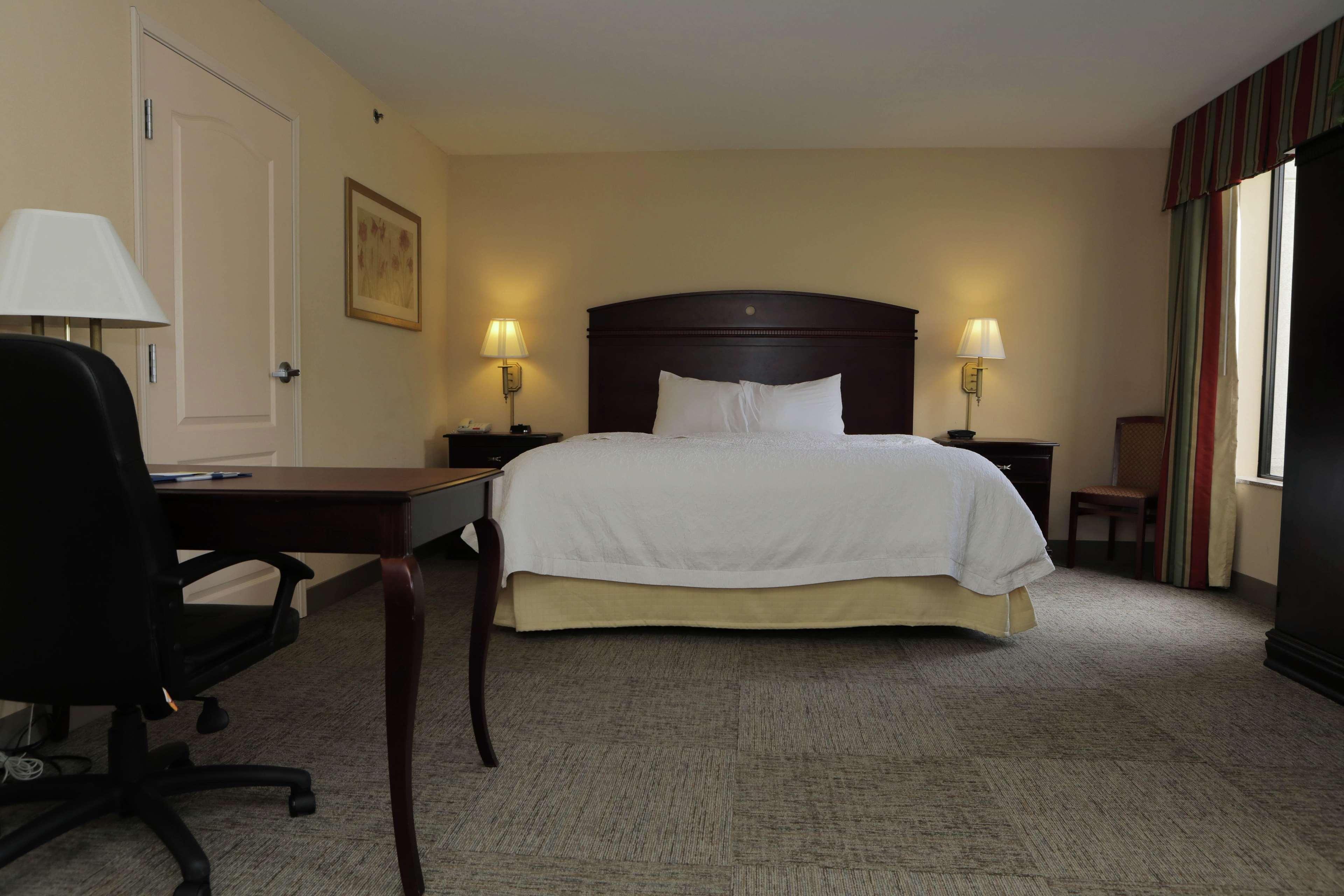 Hampton Inn By Hilton Clinton Eksteriør billede