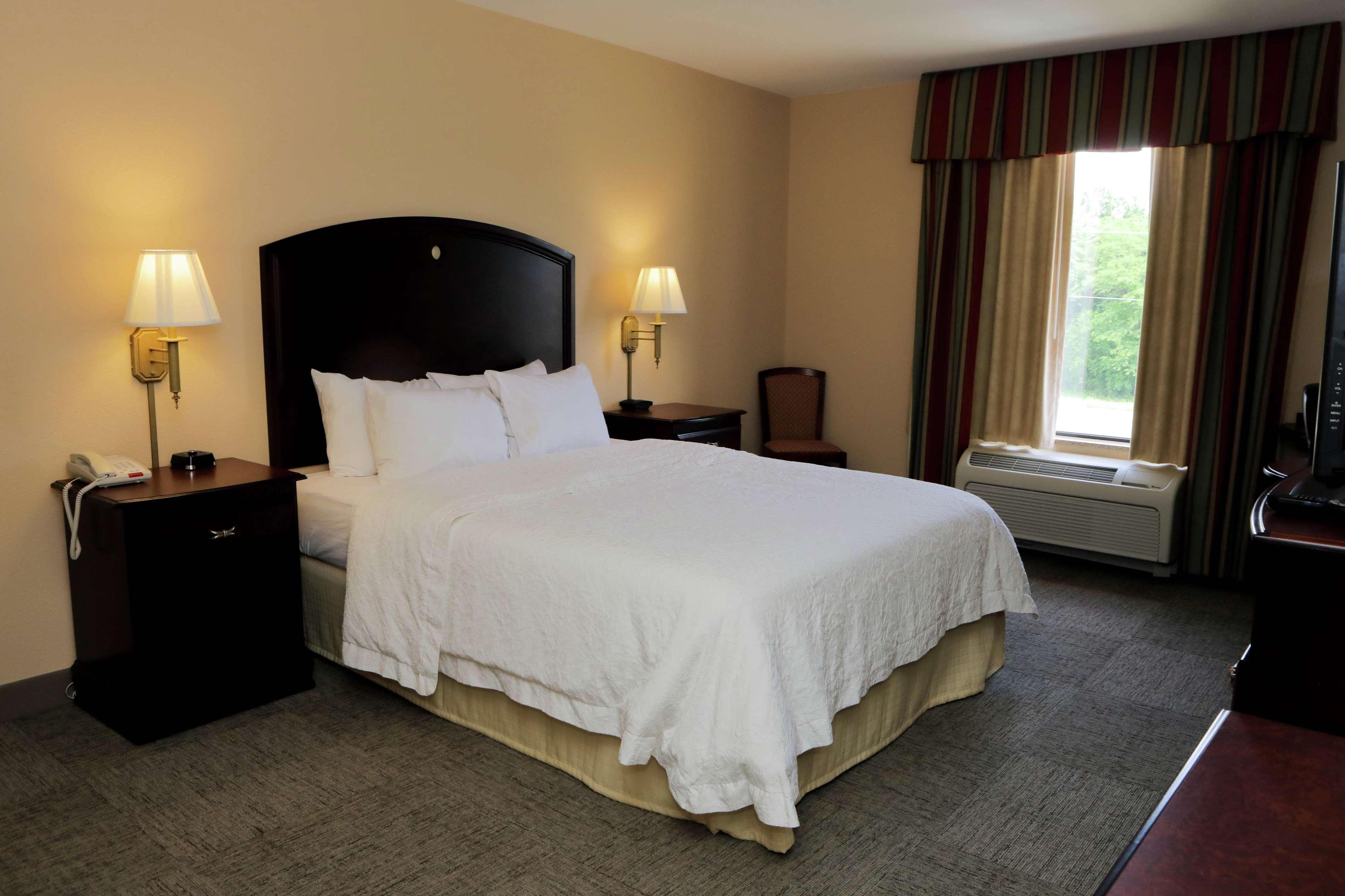 Hampton Inn By Hilton Clinton Eksteriør billede