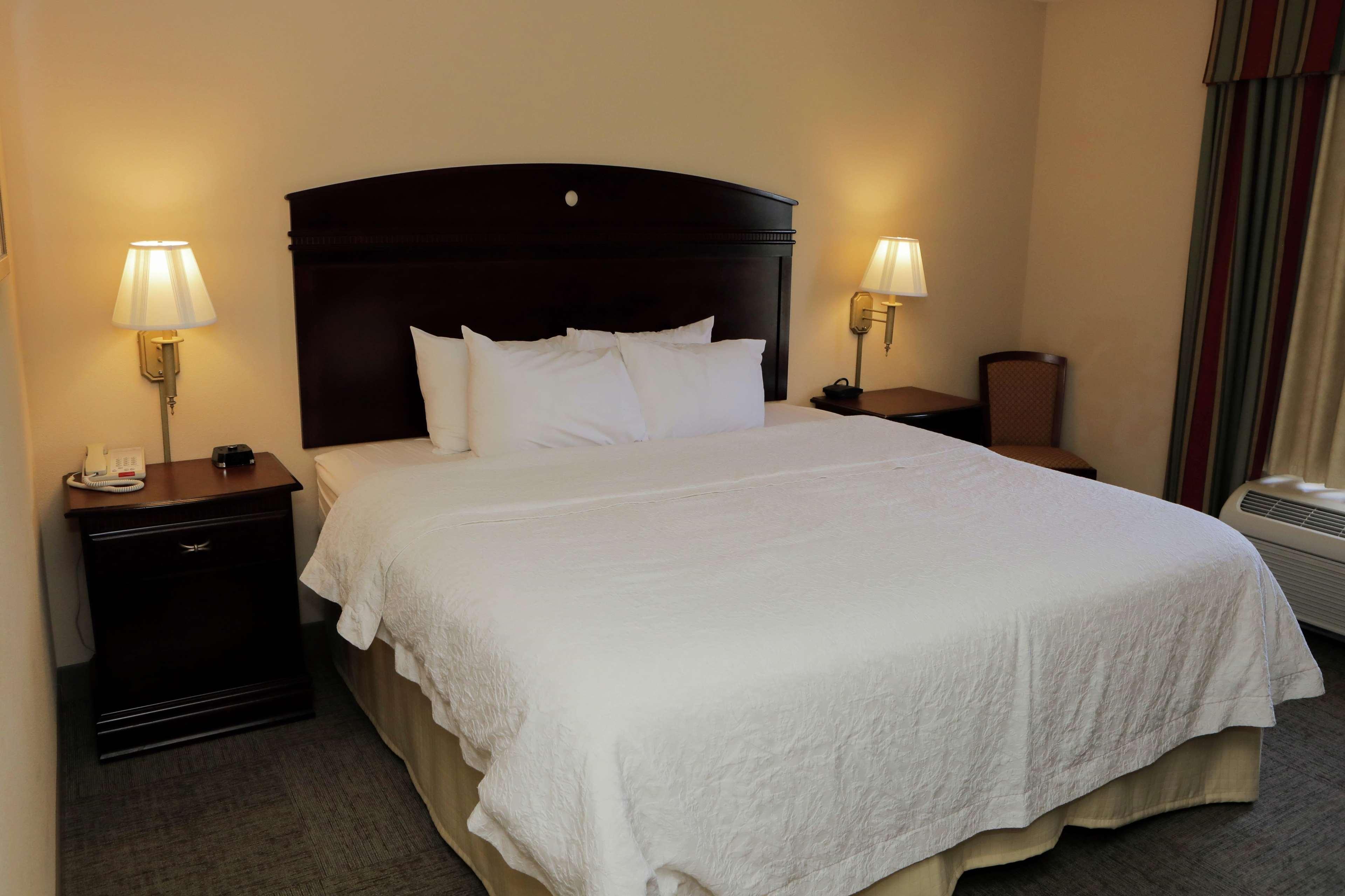 Hampton Inn By Hilton Clinton Eksteriør billede