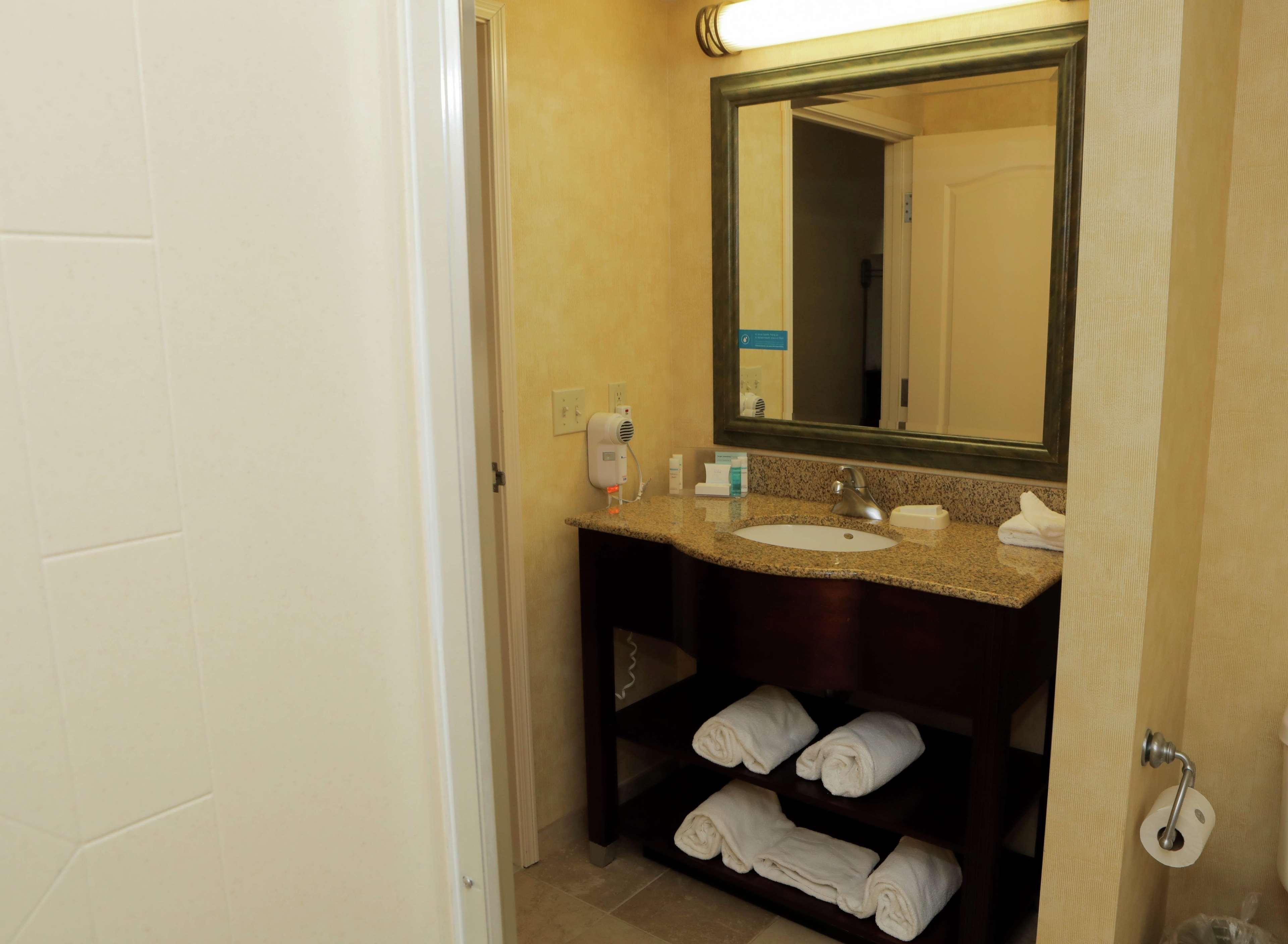 Hampton Inn By Hilton Clinton Eksteriør billede